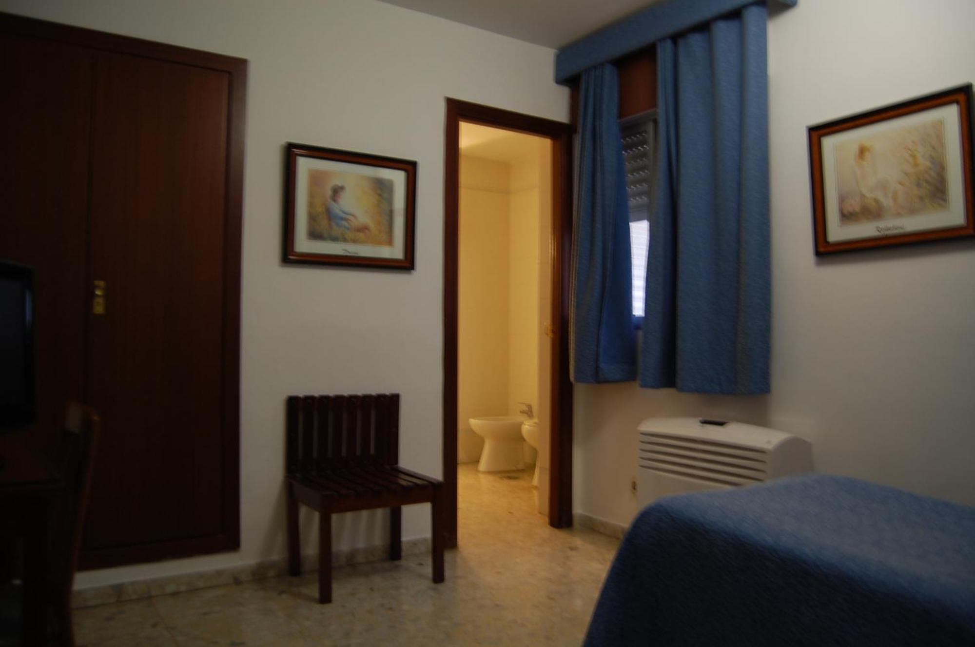 Hotel Marina Victoria Algeciras Ngoại thất bức ảnh