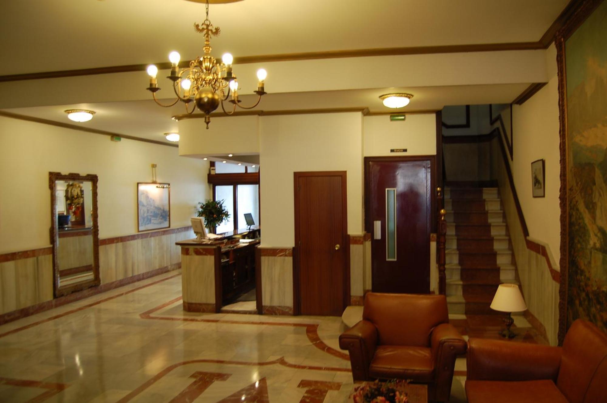 Hotel Marina Victoria Algeciras Ngoại thất bức ảnh