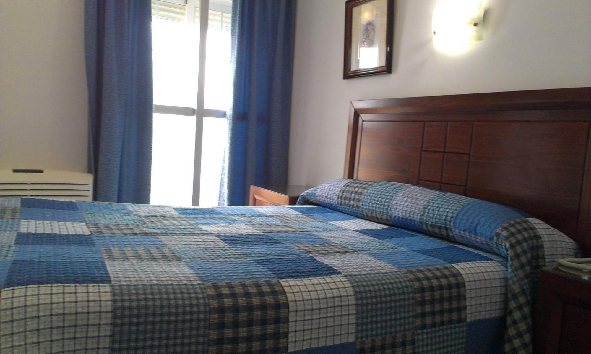Hotel Marina Victoria Algeciras Ngoại thất bức ảnh