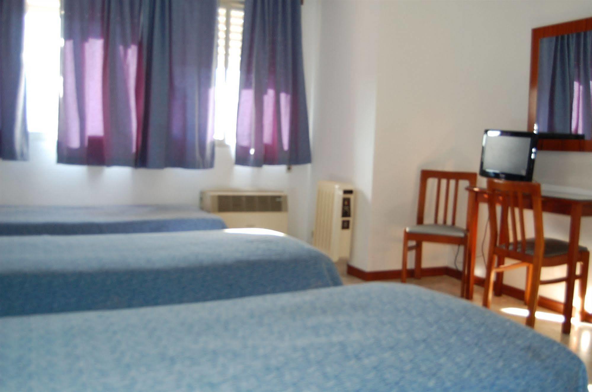 Hotel Marina Victoria Algeciras Ngoại thất bức ảnh
